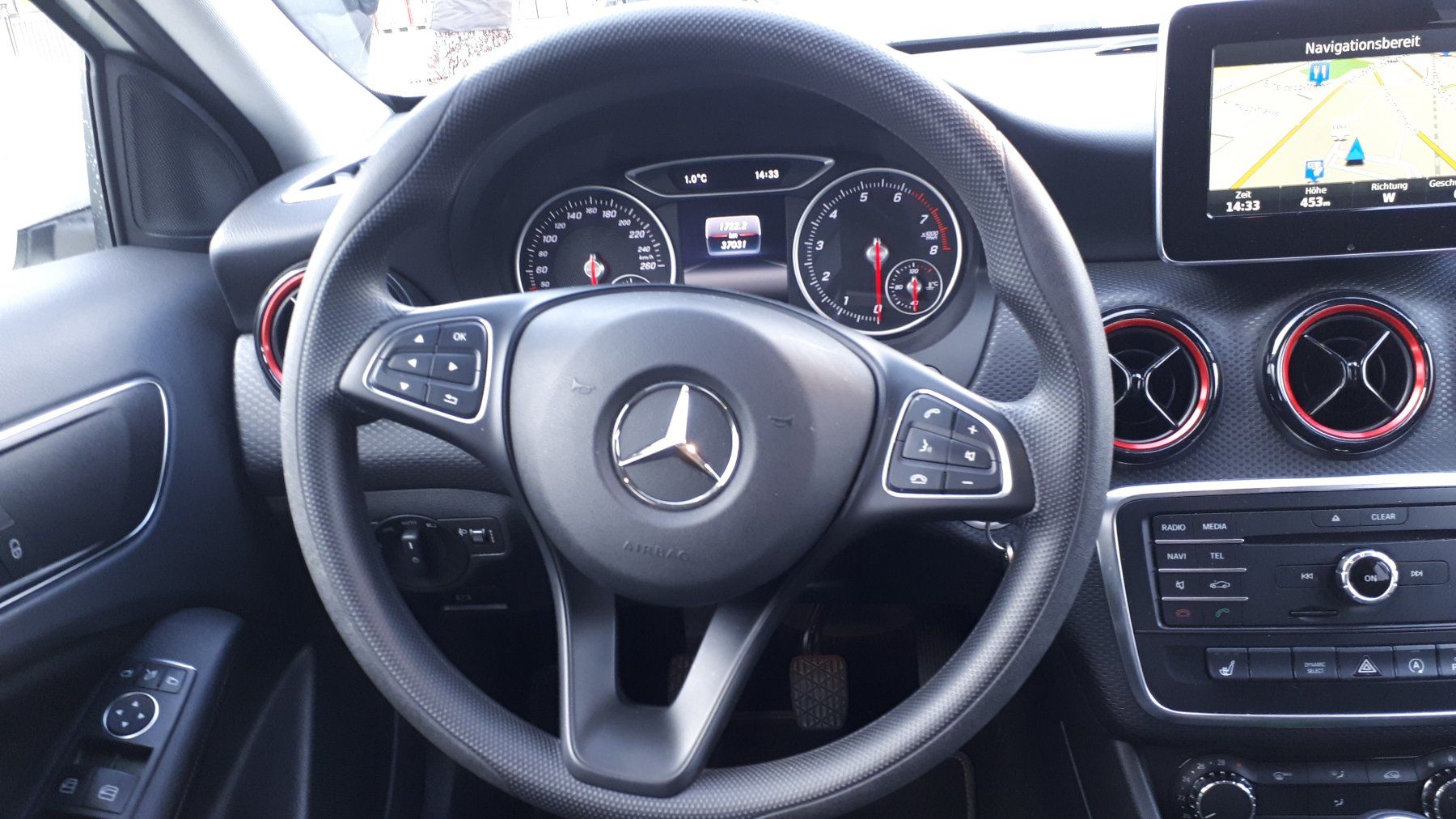 Mercedes-Benz Automobili: Mercedes-Benz A 160 – Usato da Riet (Neftenbach) venduto da Keeepsmile 4