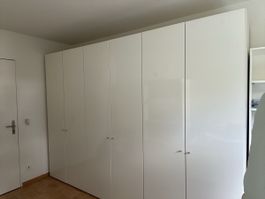 Grosser Kleiderschrank weiss hochglanz, 3-teilig