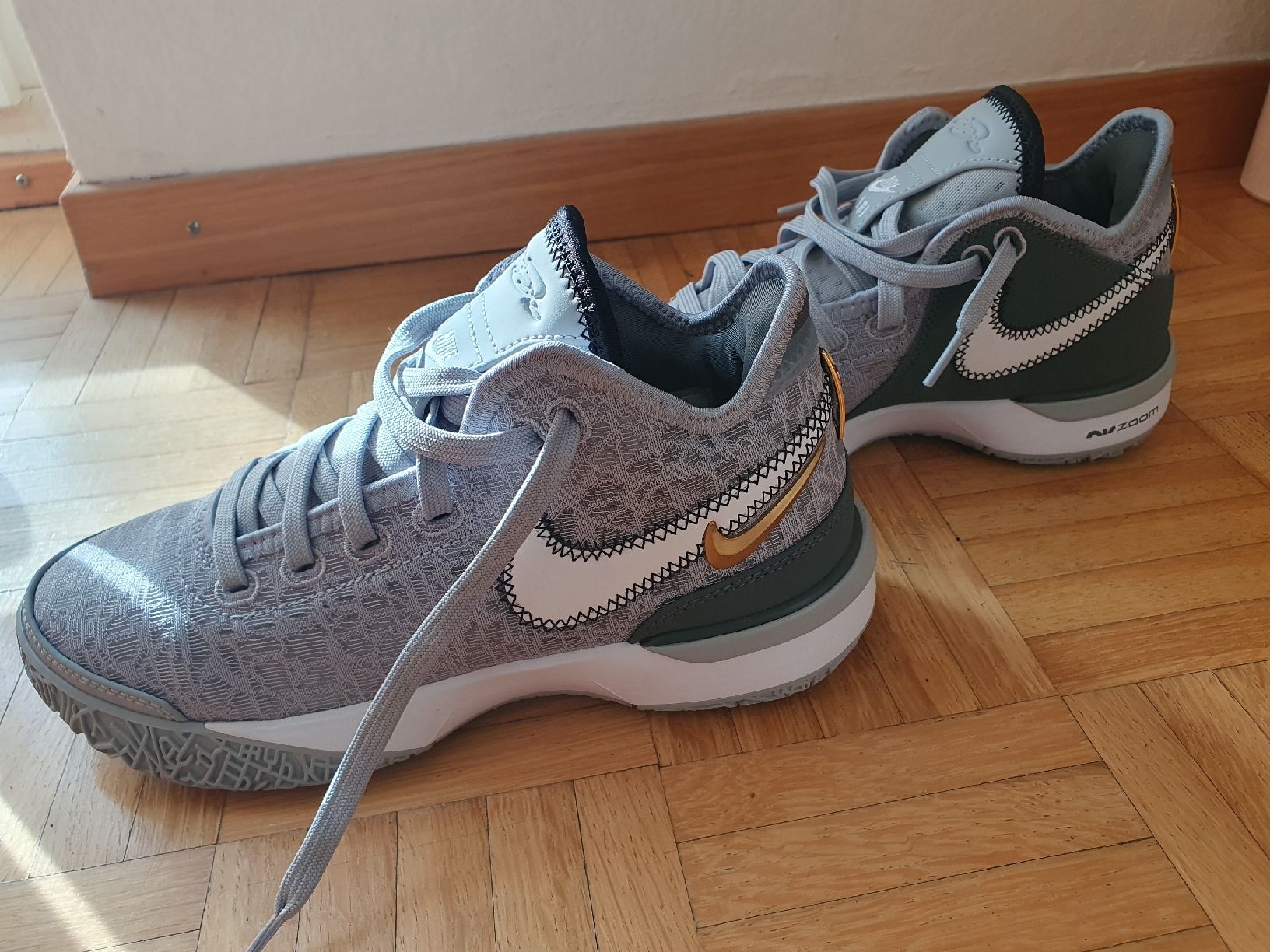 Scarpe per ragazzi: Nike LeBron NXXT Gen – Nuovo e nell'imballaggio originale da Langnau am Albis venduto da ann_h5sz 2