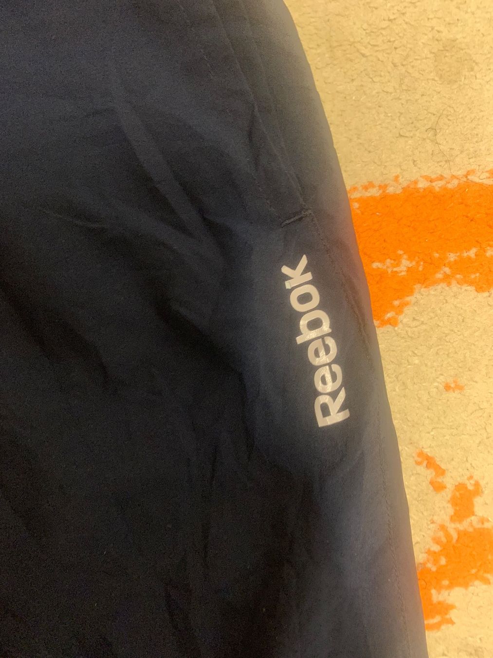 Reebok Pantaloni: Reebok Trackpants, Size M – Usato da Münchenstein venduto da Alpinevintage 2