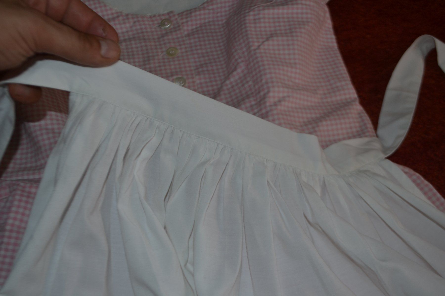 Vestiti: Dirndl/Trachtenkleid Rosa, gr. 38 – Usato da Laupen ZH venduto da chefdom 2