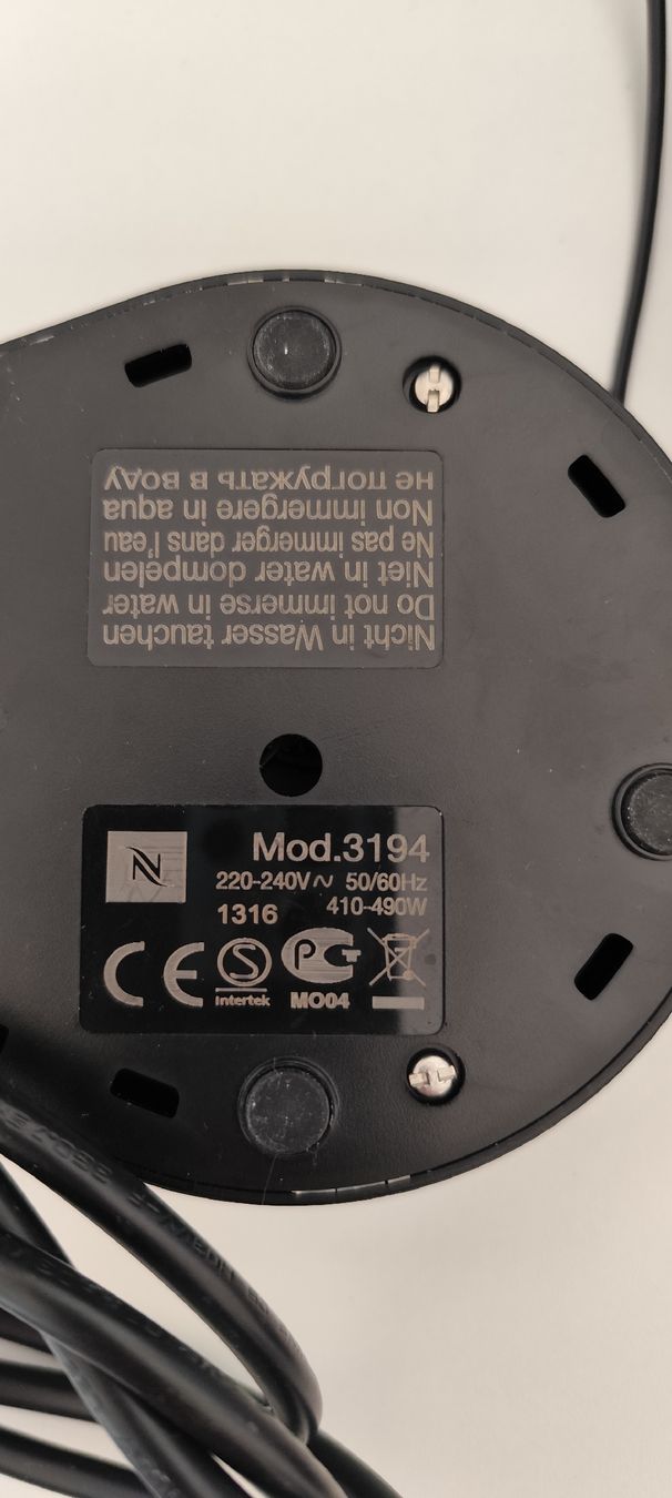 Küchengeräte: Nespresso Milchaufschäumer Mod. 3194 schwarz, gebraucht – Gebraucht aus Luzern von Lumide 5