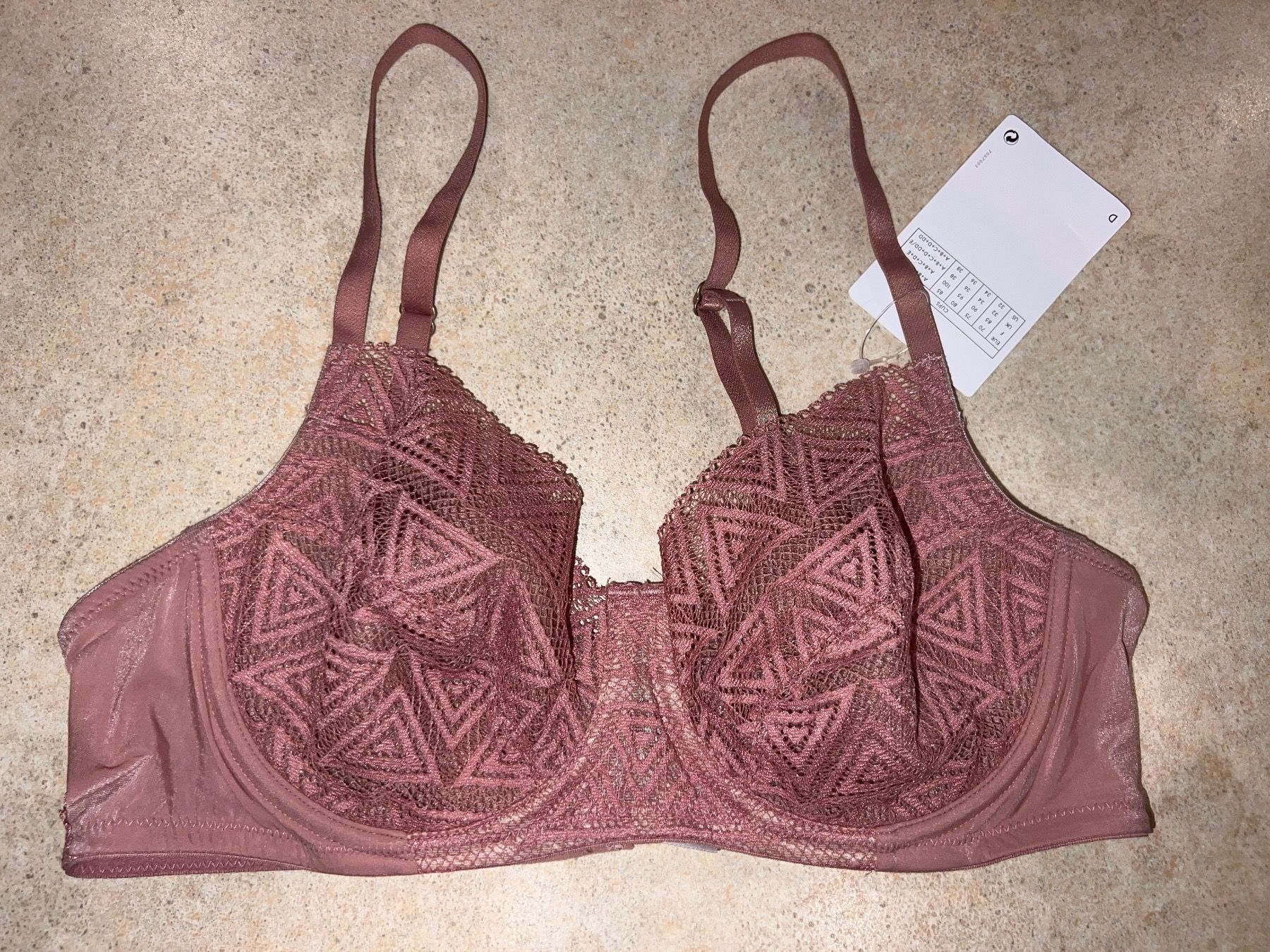 Hanro Altra biancheria intima: BH HANRO 75B neu – Nuovo (secondo la descrizione) da Dornach venduto da samuti