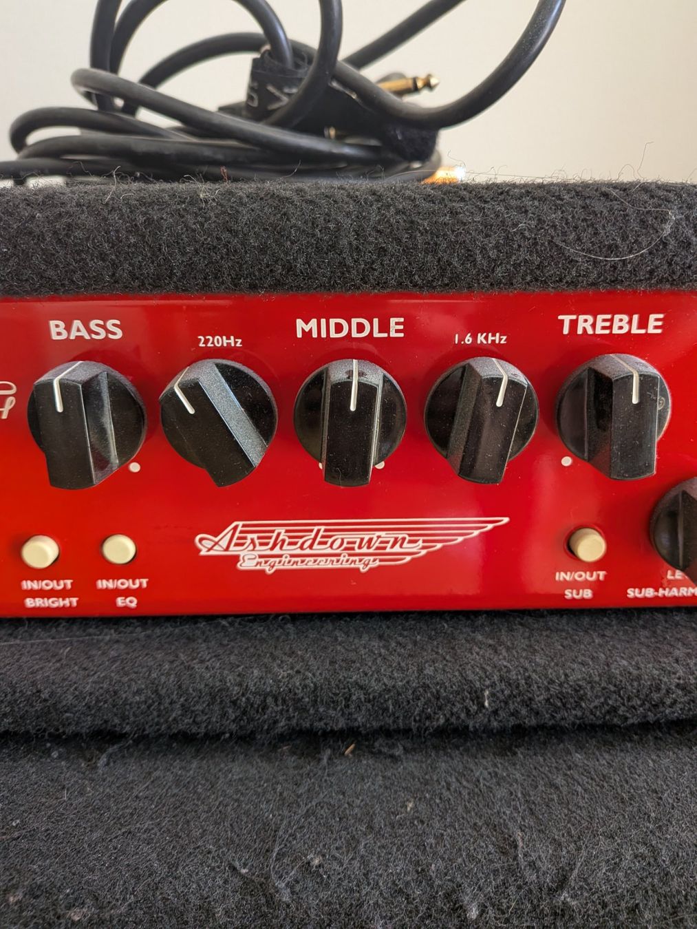 Ashdown Engineering Amplificatori: Bassamp (Hartke Box & Ashdown Top) – Usato da Zürich venduto da anbrae 8