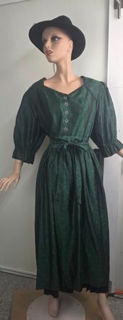 Trachtenkleid / Dirndl von ISOLA Austria – Tannengrün Gr.50