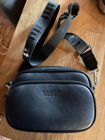 Schwarze Tasche Urbany