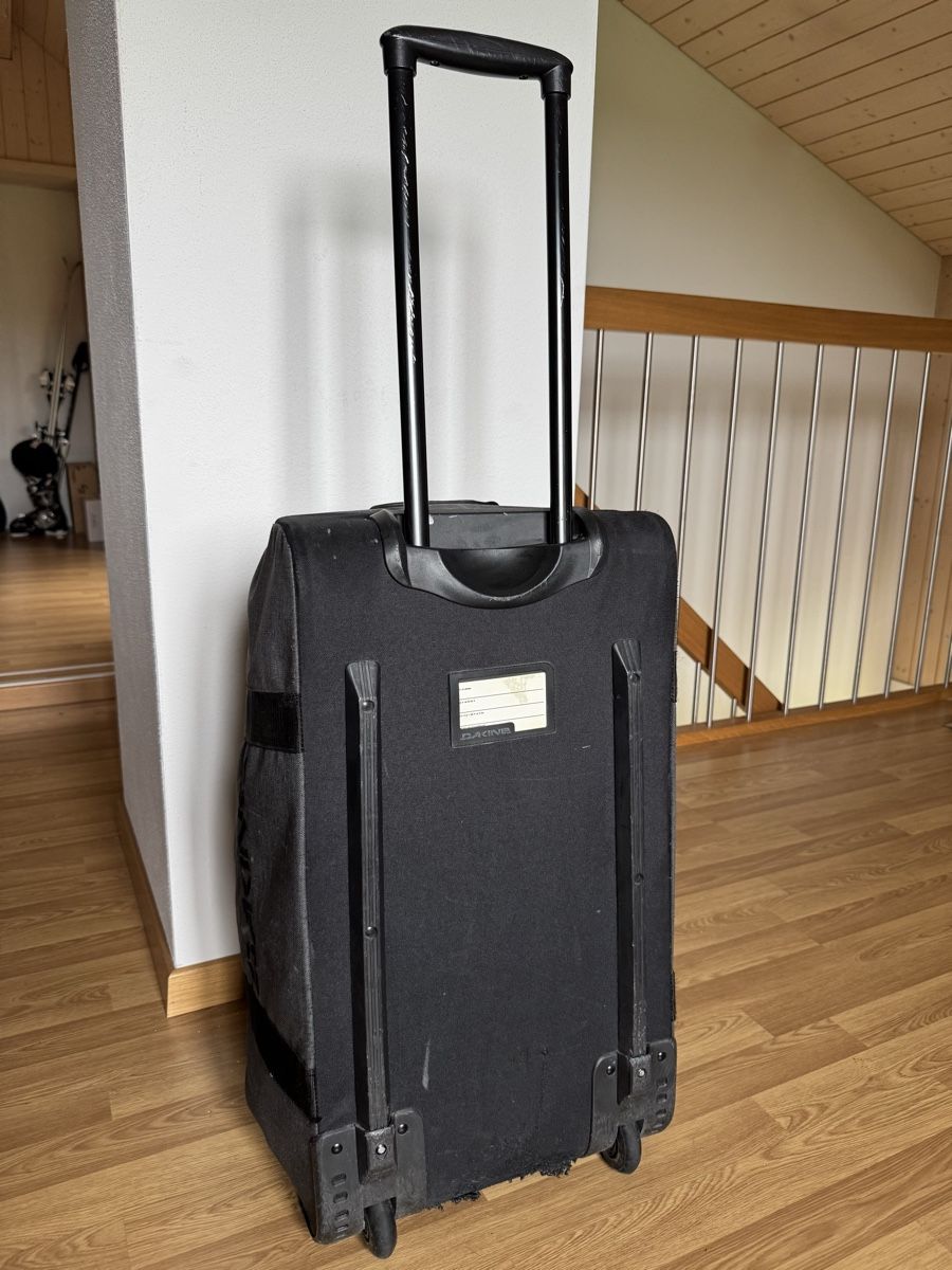 Dakine Valigie: DAKINE Roll-Reisetasche – Usato da Schüpfheim venduto da lil_5jzb 3