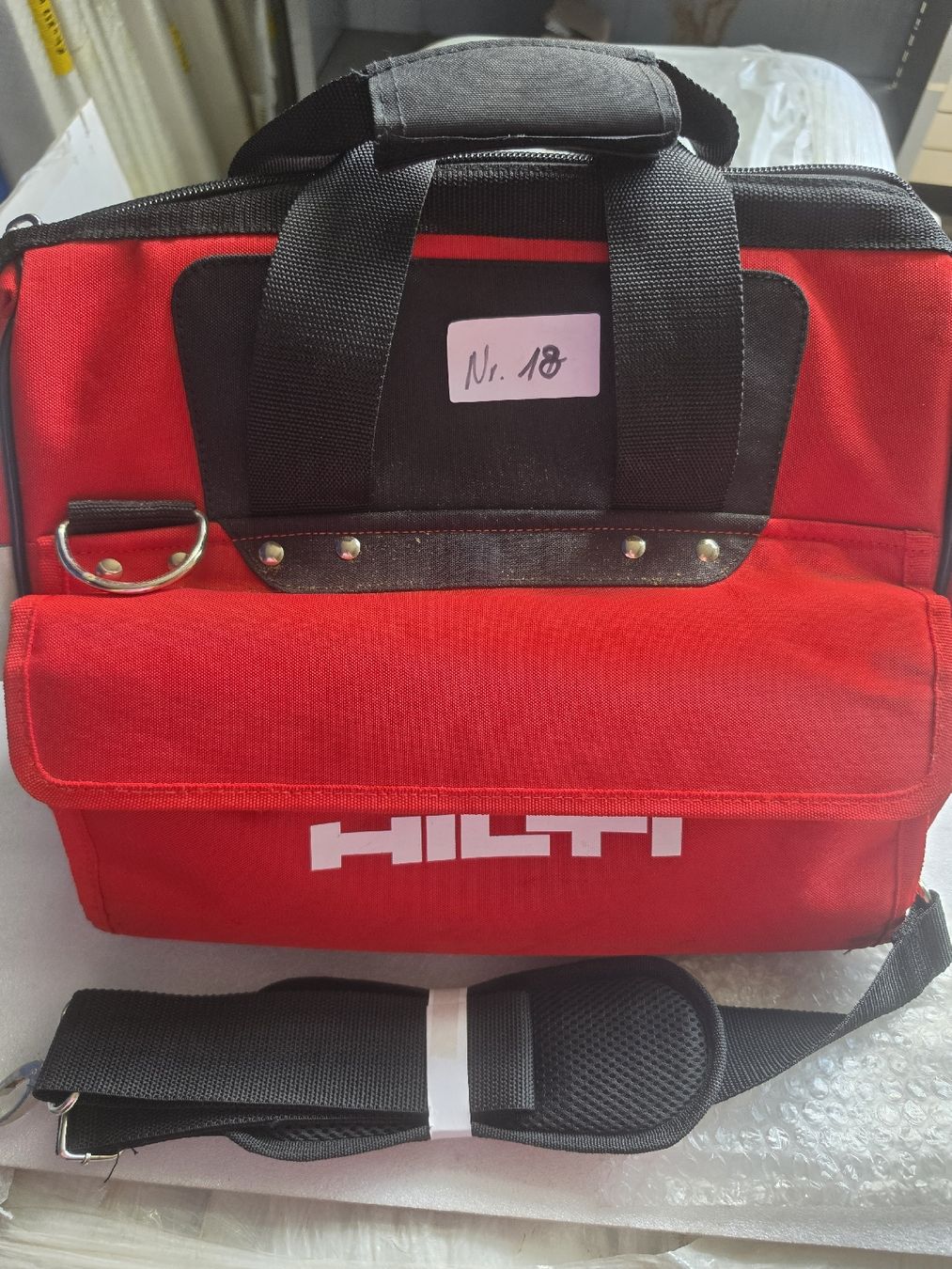 Hilti Alle Werkzeuge: Hilti Werkzeugtasche  – Gebraucht aus WIL SG von Sprin319 2