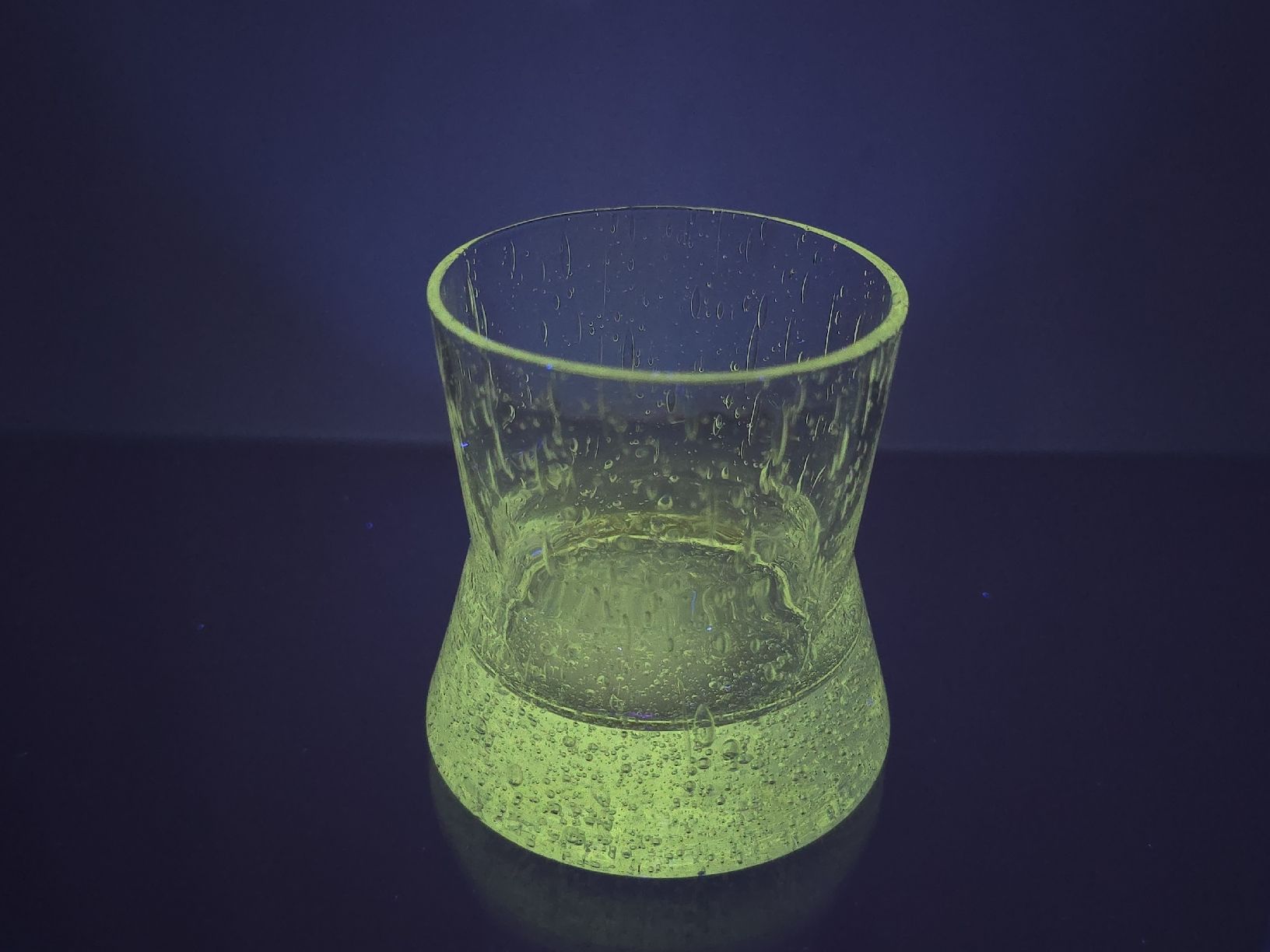 Bicchieri: Vintage Bubble Glas Uranglas, Teelichtglas, – Usato da Flamatt venduto da Tyrael01 2