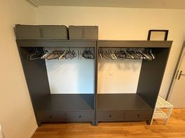 Kleiderschrank 