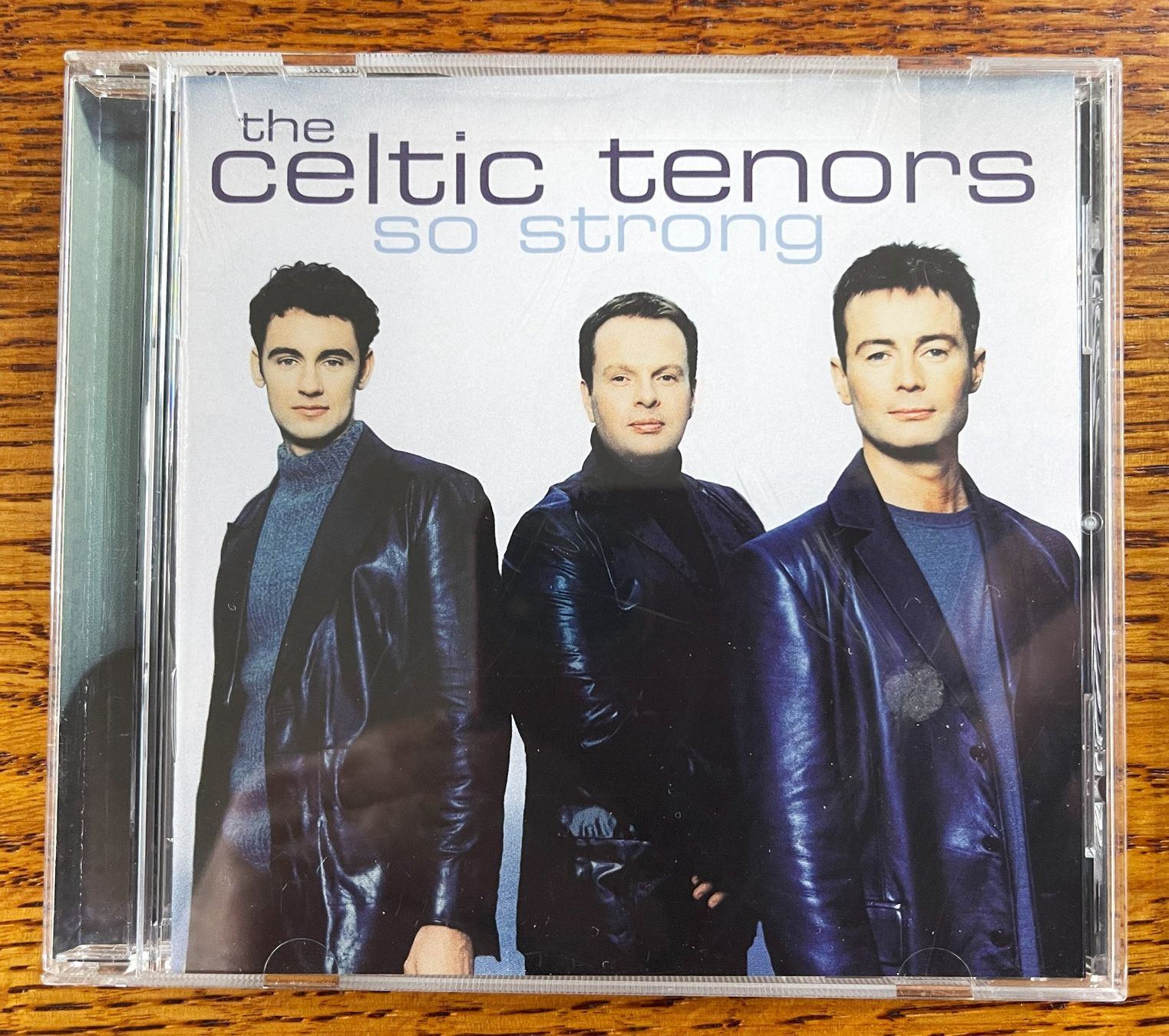 CD: THE CELTIC TENORS - SO STRONG CD – Usato da Oftringen venduto da Vucki