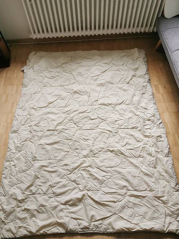 Coperte: Bettdecke 140×200 cm – Usato da Lenzburg venduto da kgei