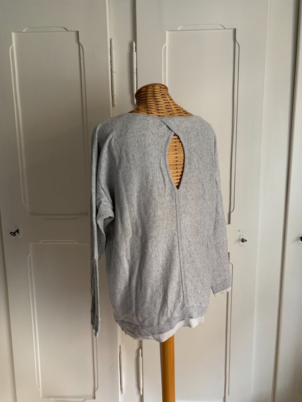 Pullover & Sweatshirts: MINT & VELVET - Feinstrick Pullover hellgrau S – Gebraucht aus Zürich von Diazaio 2