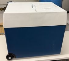 Elektrische Kühlbox blau weiss mit Rollen guter Zustand