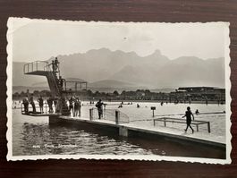 THUN Strandbad, stark belebt, Sprungturm