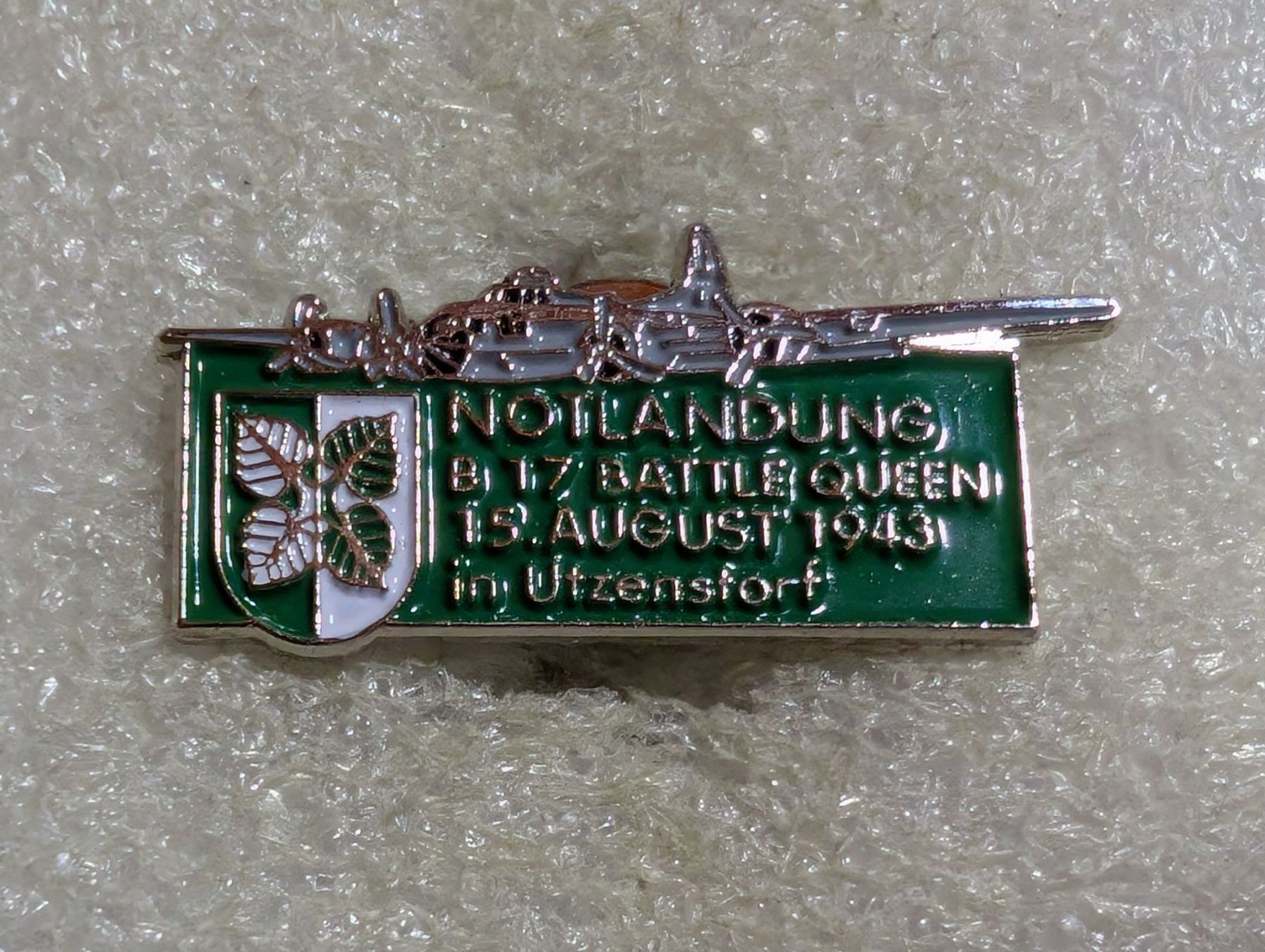 Placchette & Badge: Ansteckpin 161: Notlandung – Usato da Oppligen venduto da Pin-Fall-Shop