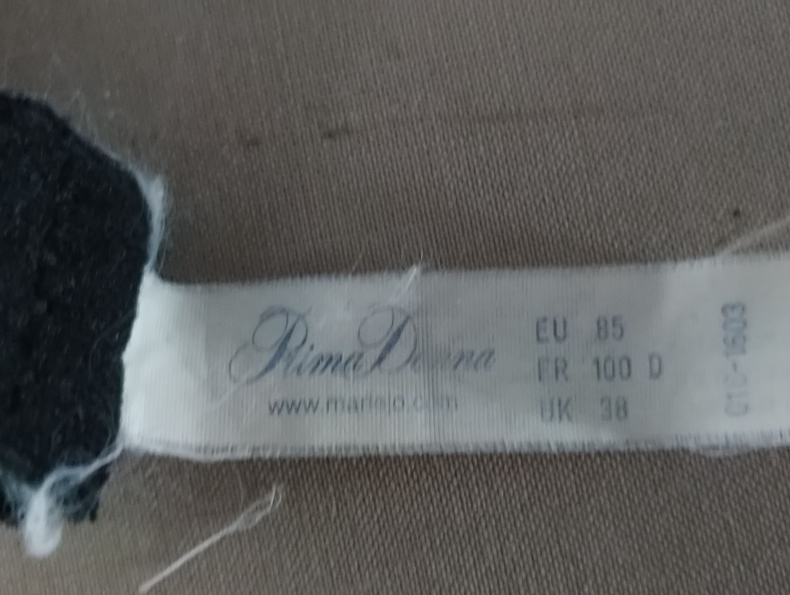 Altra biancheria intima: schöner BH mit Spitze Grösse 85 D – Usato da Flawil venduto da elenor05 1