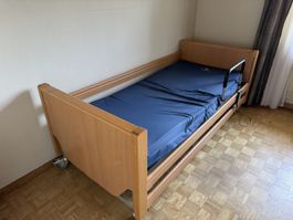 Pflegebett LUNA 2 mit Matratze und Elektrik 90x200cm