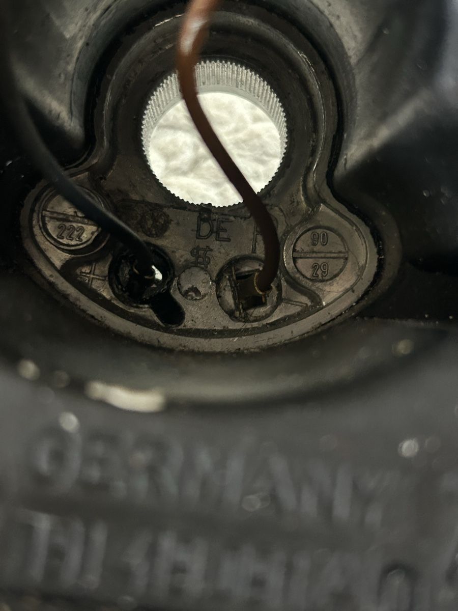 Volkswagen Alle Autoersatzteile: Golf2 Lenkrad – Gebraucht aus Gampelen von ste_r6hj 3