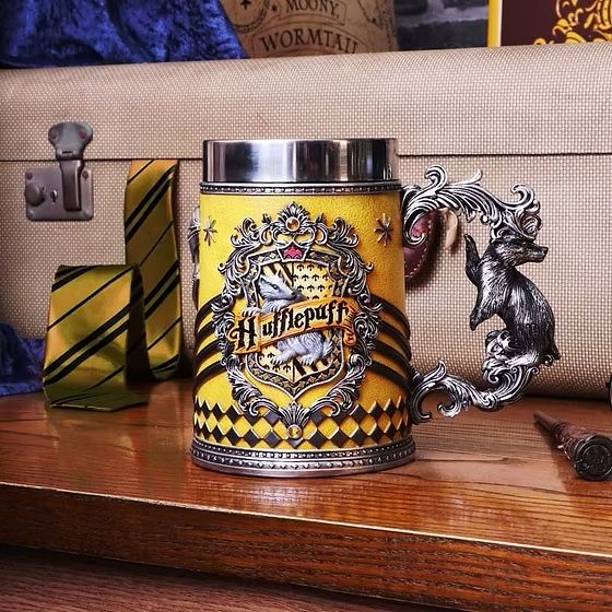 Tutte le decorazioni: Chope originale de collection HARRY POTTER – Nuovo e nell'imballaggio originale da Pieterlen venduto da Debs92 2