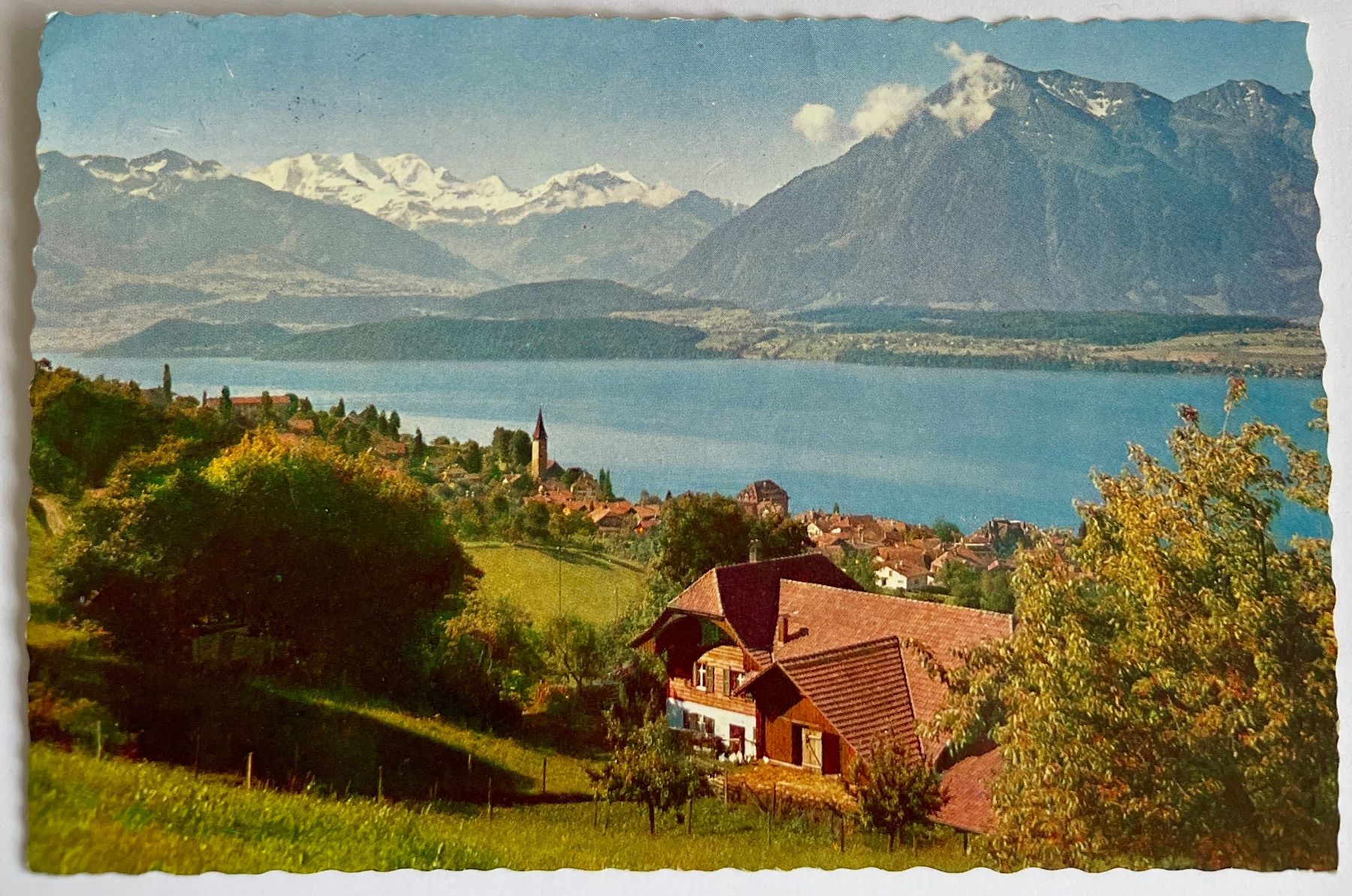 Cartoline postali: HILTERFINGEN - Niesen 1971 – Usato da Lutry venduto da Ediego