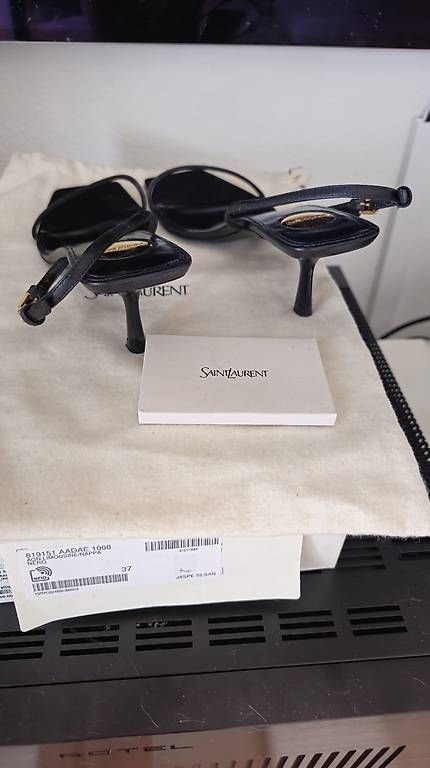 Chaussures femmes: Yves Saint Laurent  – D'occasion à Lausanne par pat_6plk 4