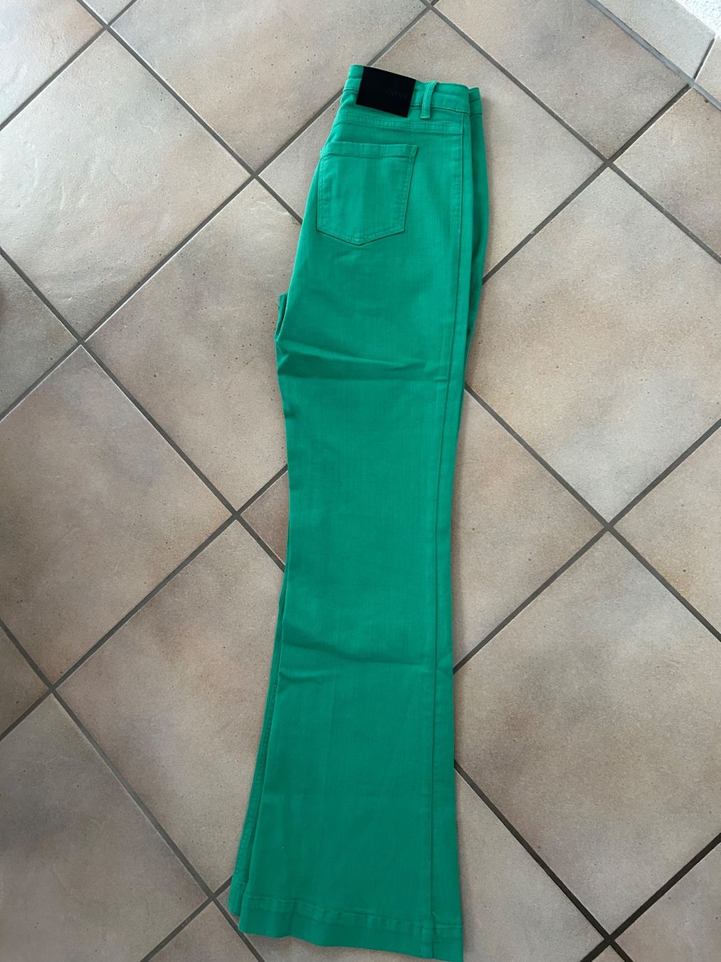 Jeans: Jeans Flared Grün co‘ couture – Nuovo (secondo la descrizione) da Dagmersellen venduto da sniff64 2