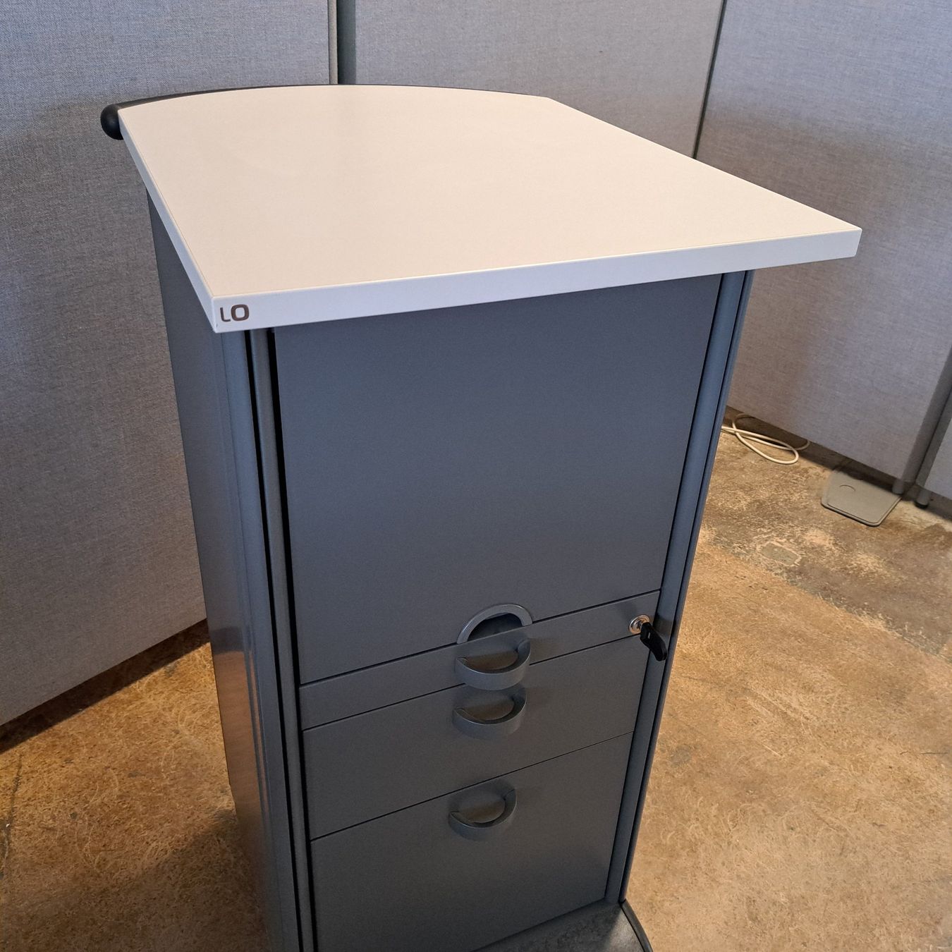 Banconi: Lista Caddy Büro Rollcontainer abschliessbar – Usato da Belp venduto da deal-now 5