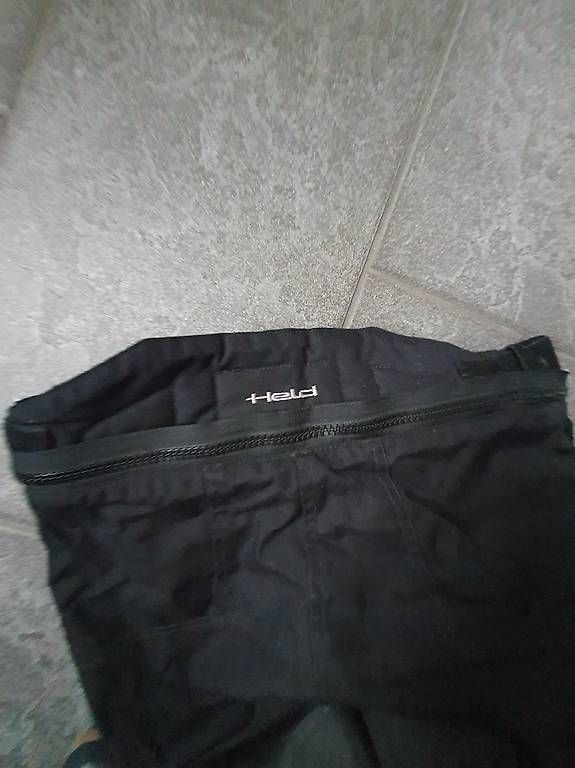 Pantaloni: Motorradhose – Usato da Lyss venduto da Staernli 3