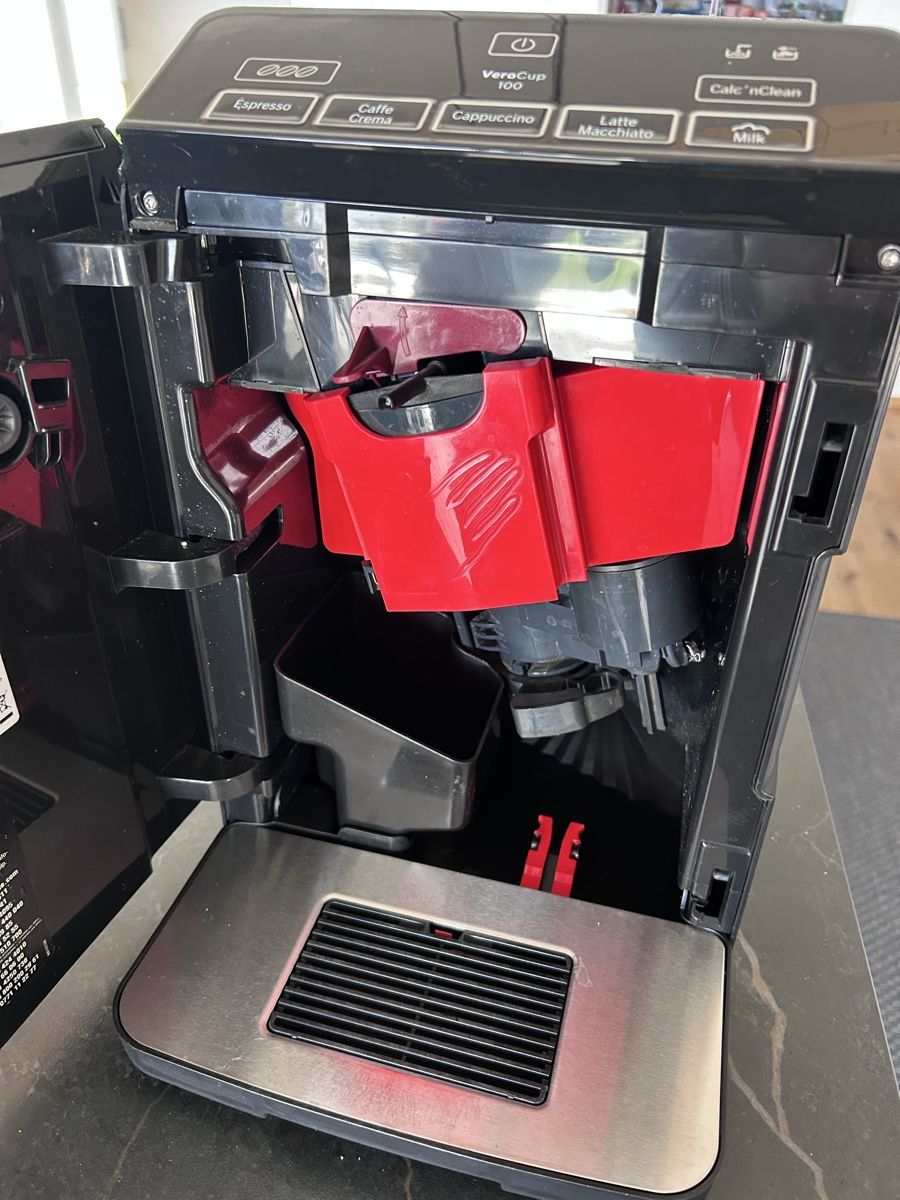 Bosch Kaffeemaschinen & Espressomaschinen: Bosch Kaffeevollautomat VeroCup 100  – Defekt aus Steffisburg von Jaenu.93 1