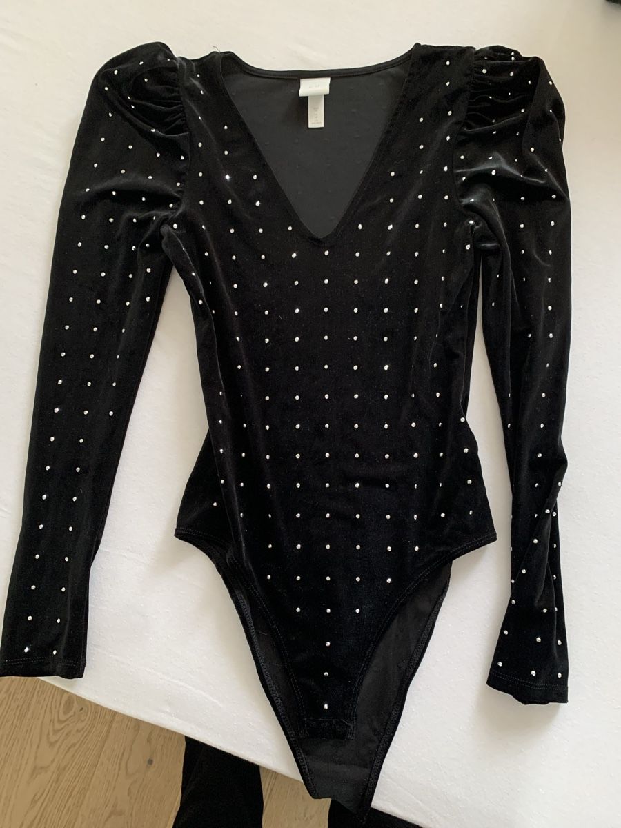 H&M Top: Body Damen XS – Usato da Urdorf venduto da lil_bw7r