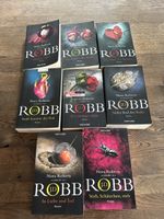 8 Bücher von J.D. Robb (Nora Roberts) – Eve-Dallas-Krimis