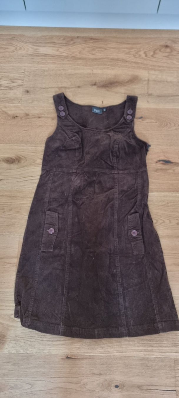Vestiti: Damenkleid Grösse 38 – Usato da Lachen SZ venduto da allesweg78