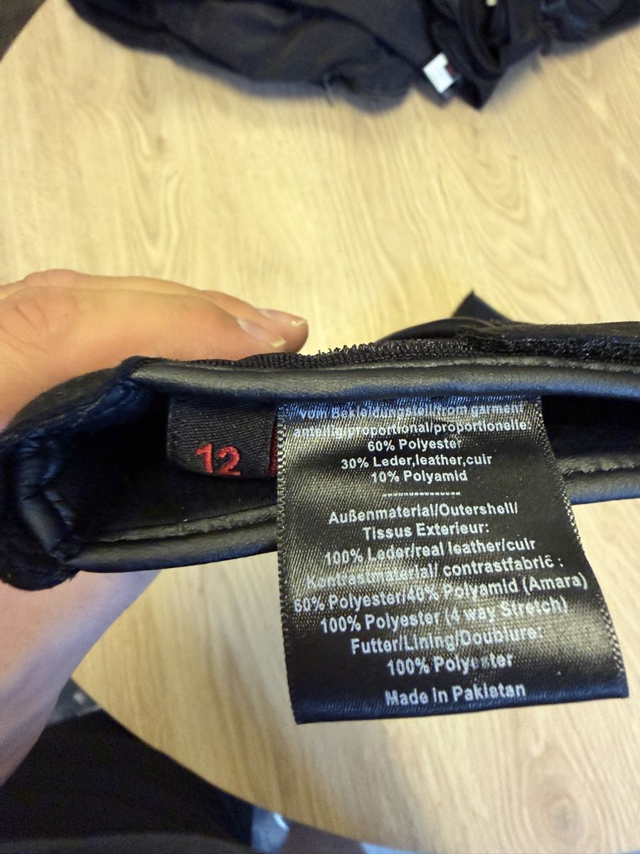 Guanti & manicotti: Büse Motorradhandschuhe Leder mit Carbon-Protektor Gr. 12  – Usato da Hallau venduto da jost24 2