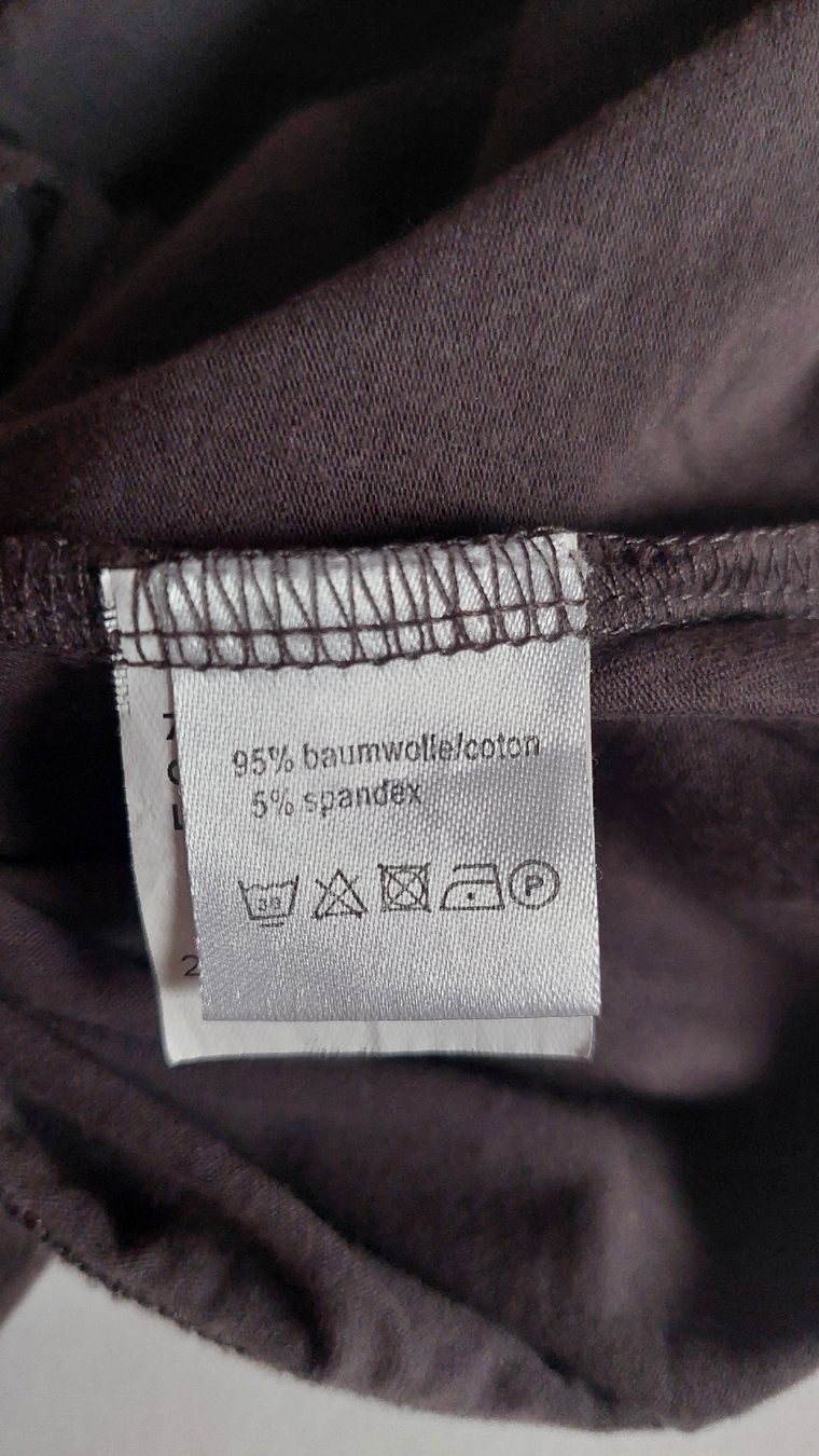 Strümpfe & Strumpfhosen: Leggings gr.L,mit Comouflage – Gebraucht aus Basel von O-MEGA 2