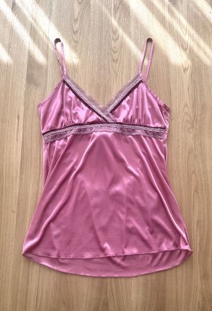 🌸 Satin Camisole Top mit Rückenschleife 🌸