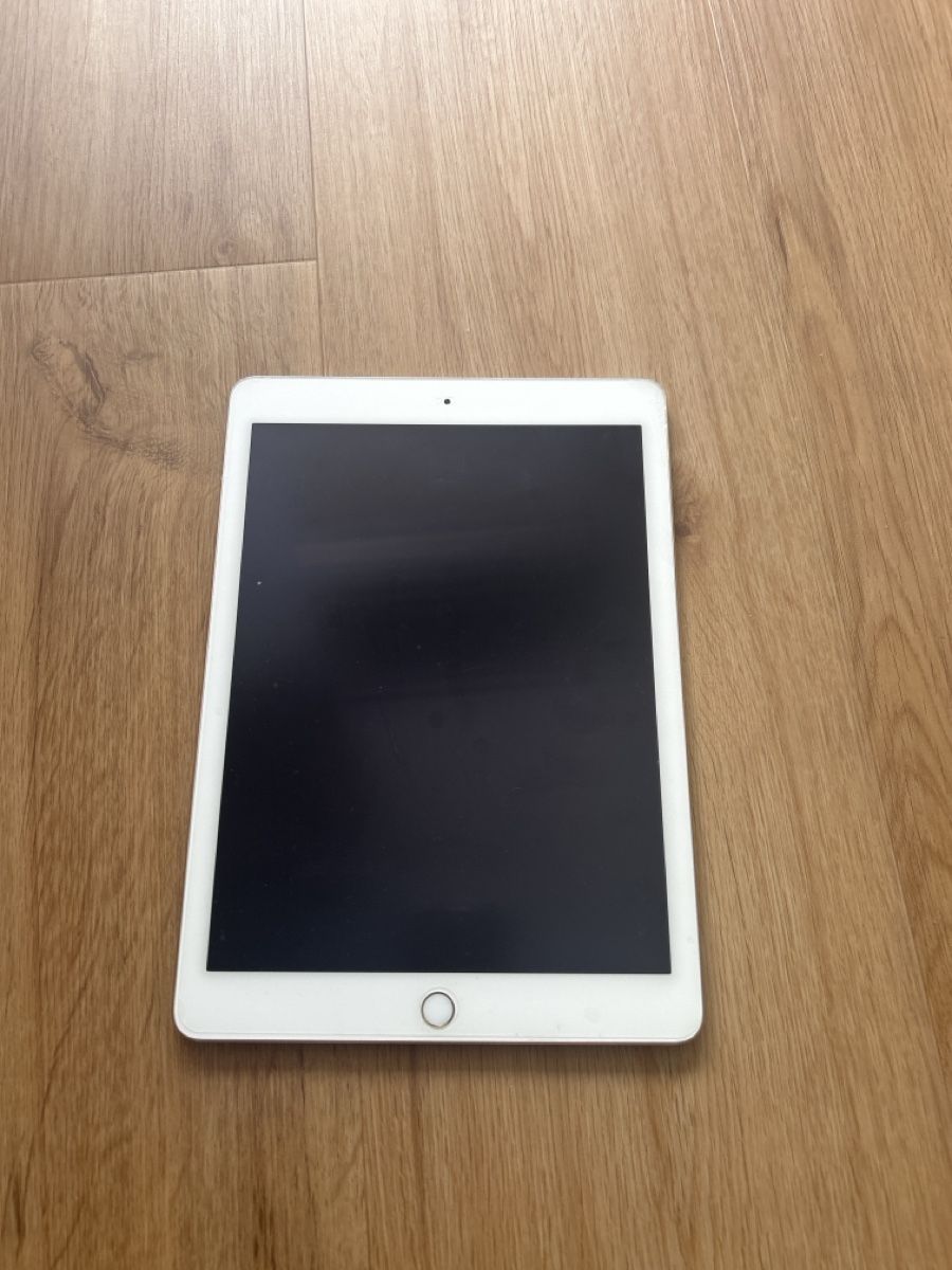 Apple Tablettes PC: I Pad Air 2 – D'occasion à Rotkreuz par Galadriel