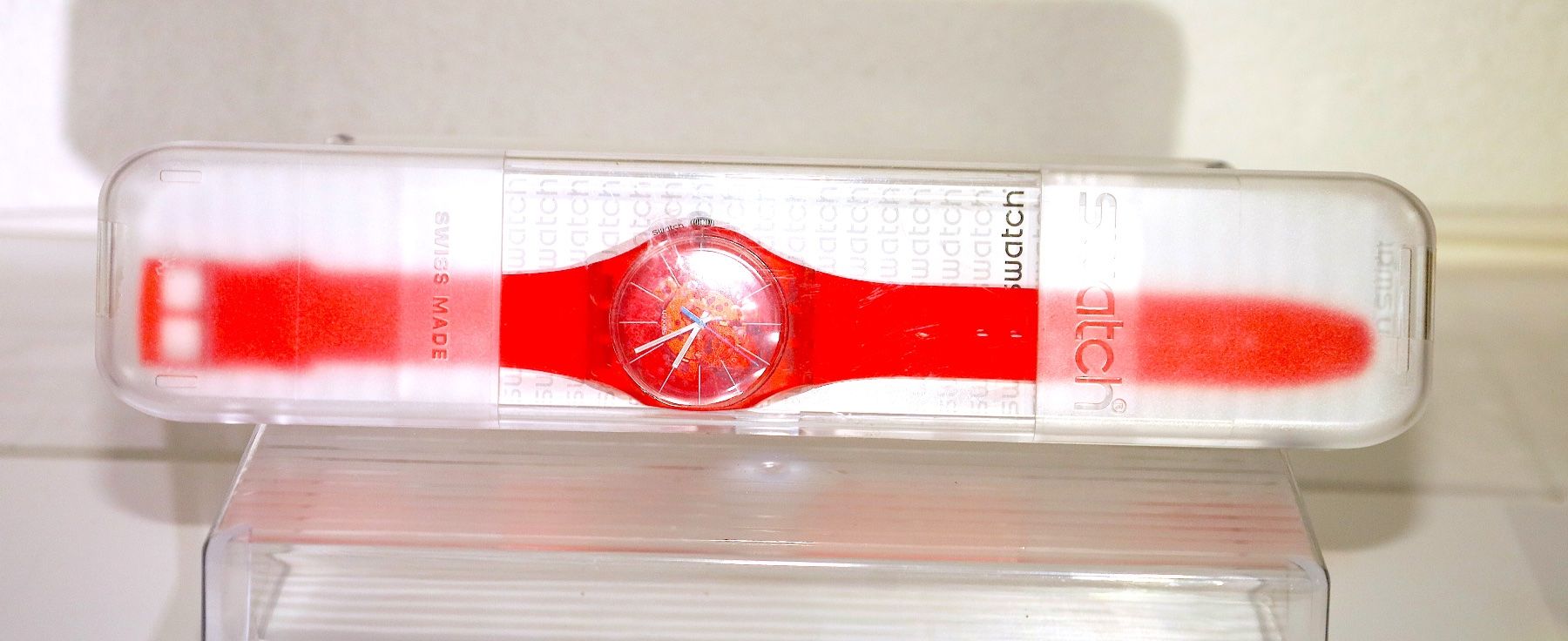 Swatch Smartwatch: SWATCH N° SU00109 – Nuovo e nell'imballaggio originale da Ipsach venduto da Merlux 1