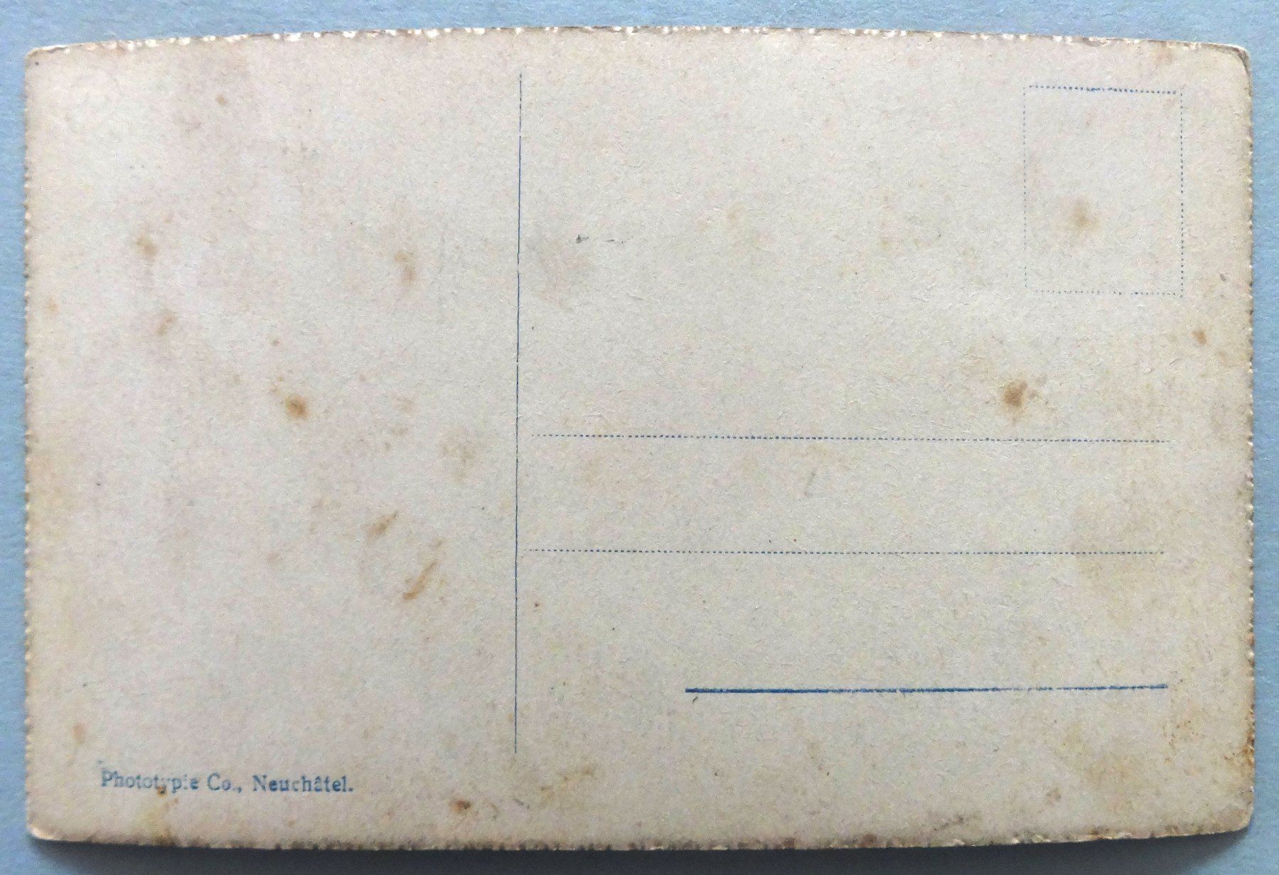 Cartoline postali: Neuchâtel, Port et Hôtel des Postes – Difettoso da Fétigny venduto da Billy2miny 1