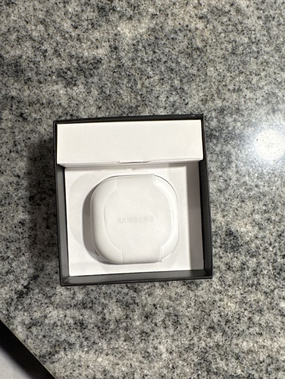 Samsung Kopfhörer: Galaxy Buds 2 Pro – Neu und originalverpackt aus Meierskappel von jan_9ns8 2