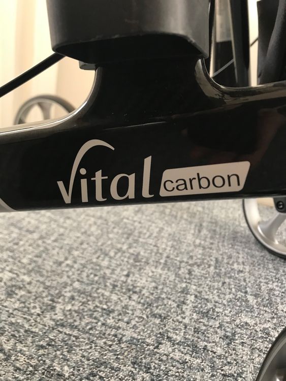 RUSSKA VITAL CARBON PLUS Rollator Ausilio Per La