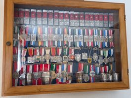 Kranzkasten Sammlervitrine (mit oder ohne Schützenmedaillen)