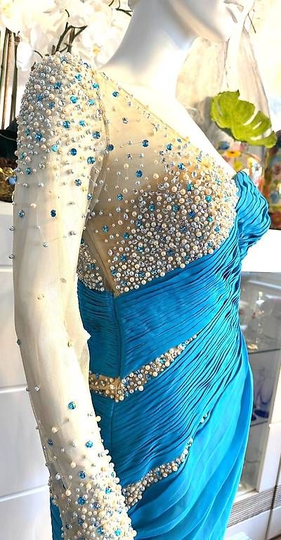 Vestiti: Abendkleid türkis blau – Usato da Luzern venduto da Brokiland 2