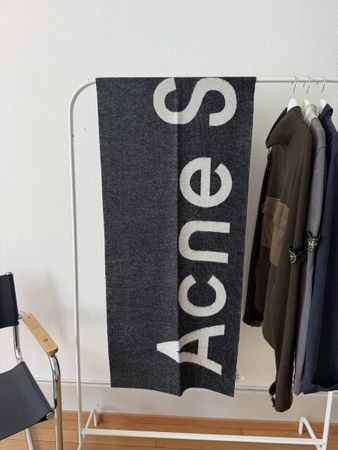 Acne Studios Schal / Scarf 
