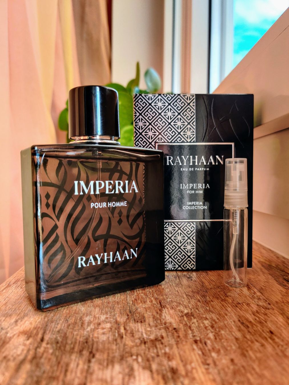 Profumi & Eau de Toilette: 2ml Rayhaan Imperia | Dupe zu Creed Aventus – Usato da Bern venduto da BlackMilk24