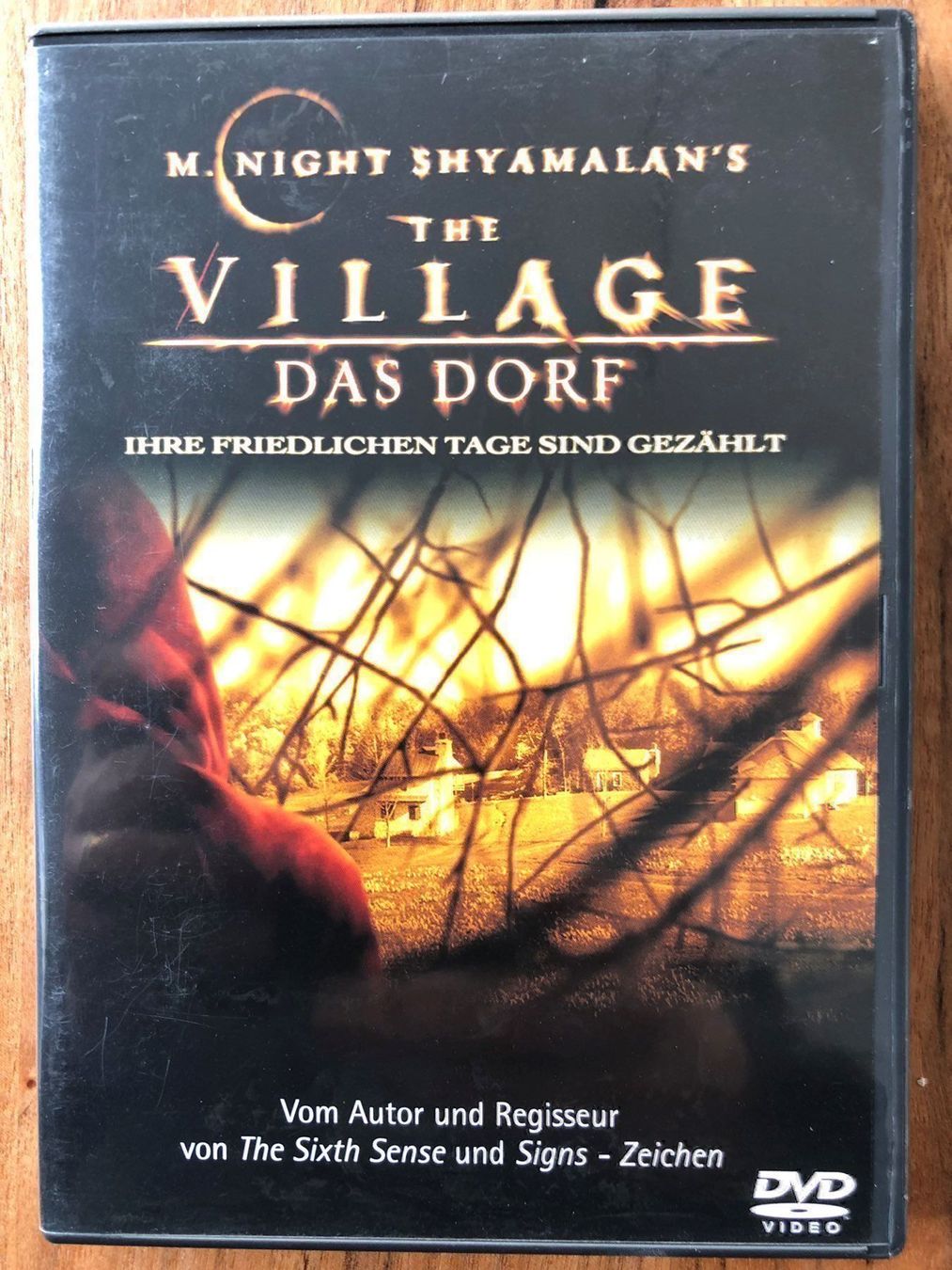 Tutti i DVDs: DVD The Village - Das Dorf – Usato da Belp venduto da brb66
