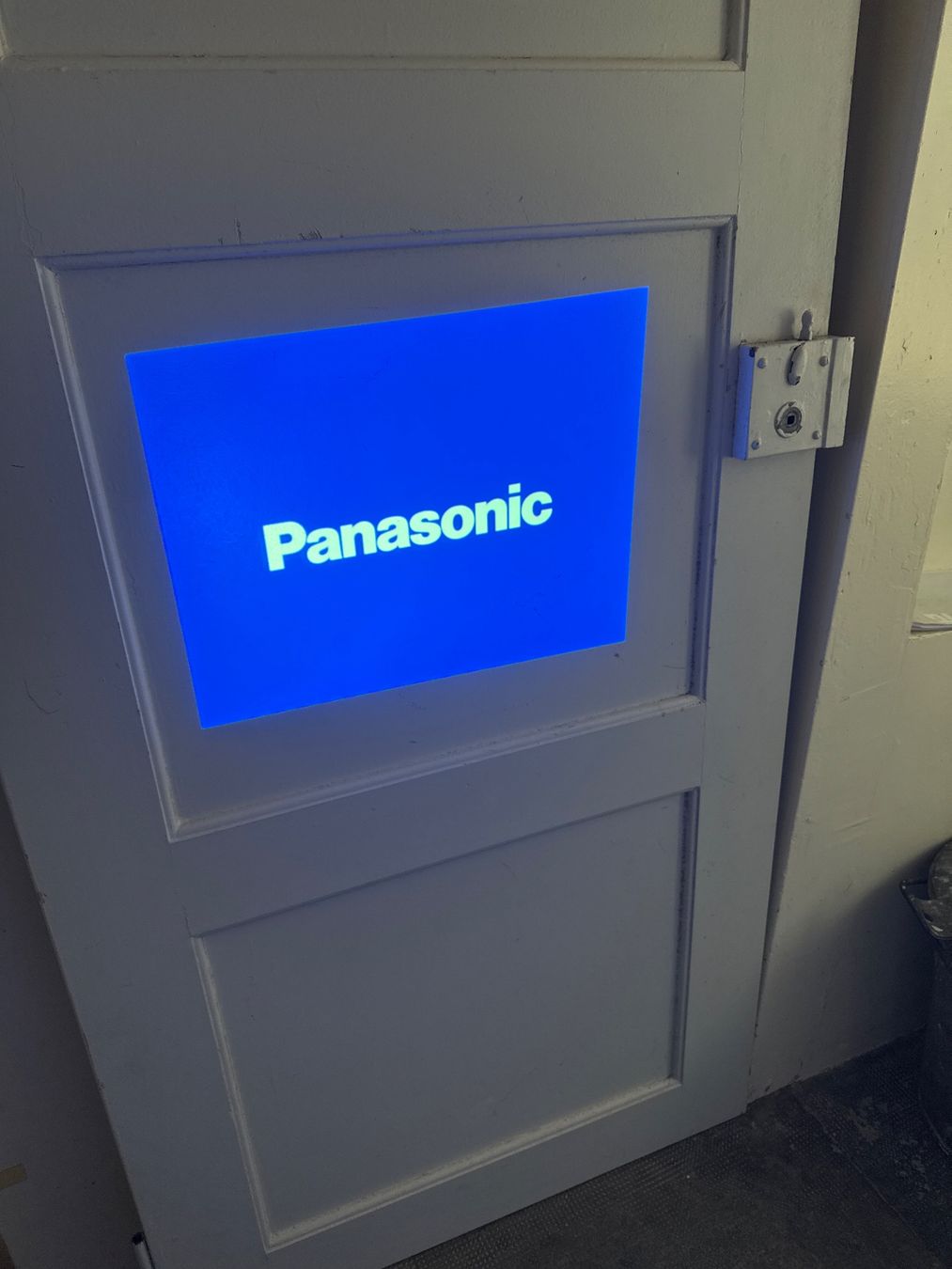 Panasonic Proiettori: Vidéo projecteur Panasonic – Usato da St imier venduto da sav_bjf9 4