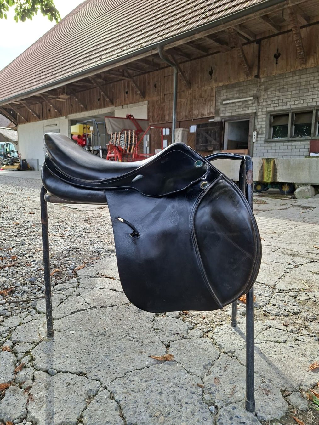 Selles, accessoires: Springsattel Prestige Roma – D'occasion à Worben par Wizzy