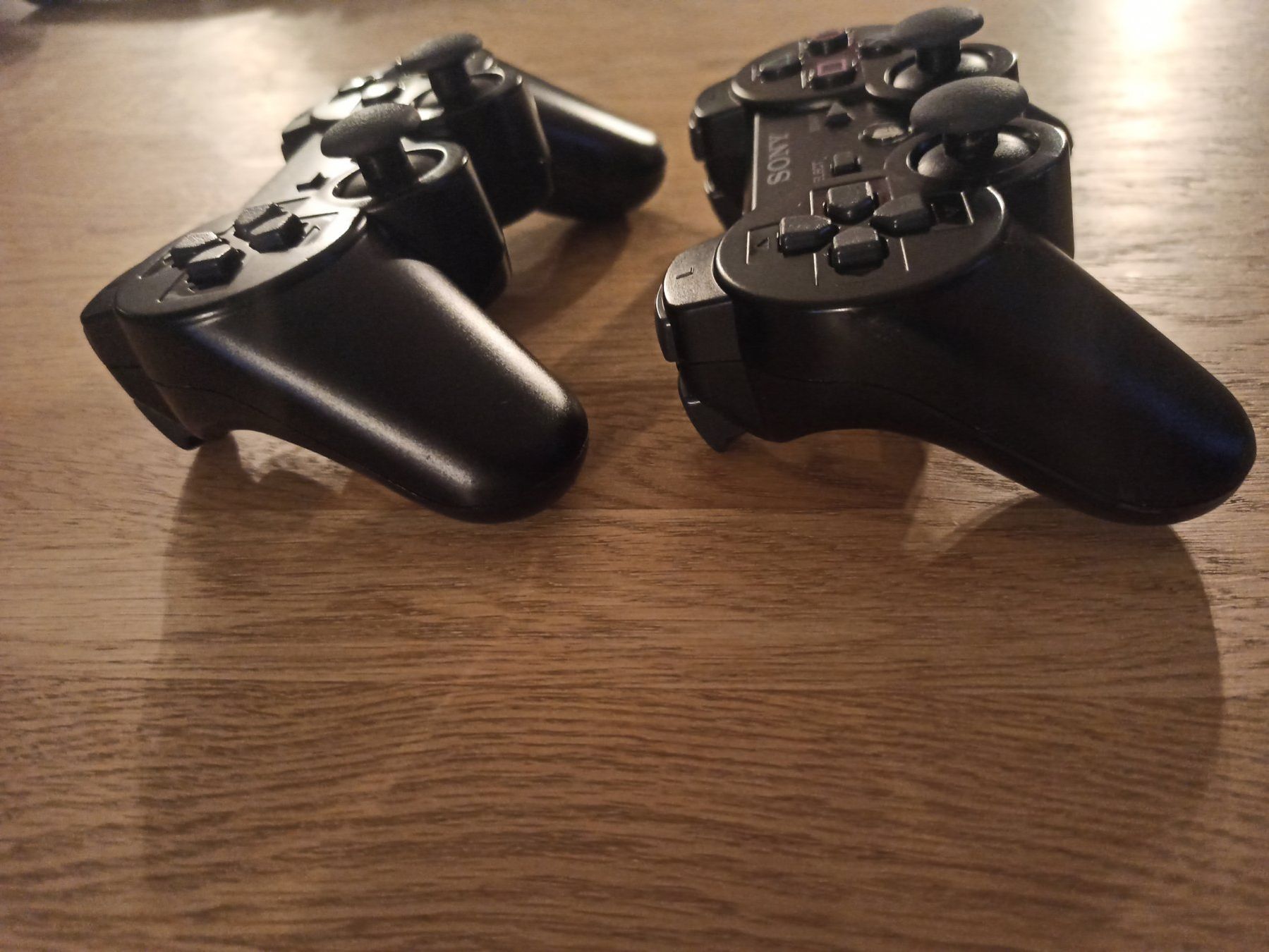 Controller: 2x Original Sony Controller PS3 Set – Gebraucht aus Oberweningen von mar_87mx 2