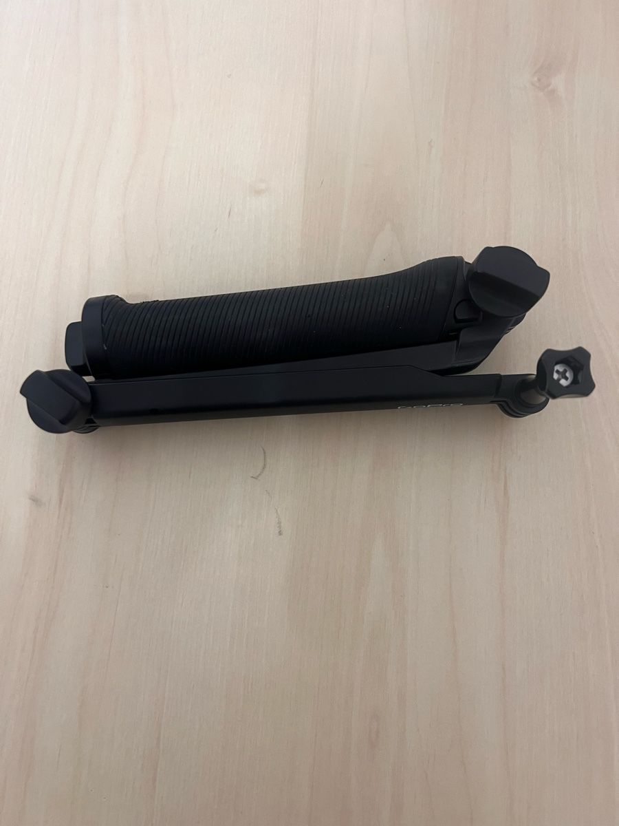 Gopro Treppiedi & Teste: GoPro Selfie Stick Halterung Stativ – Usato da Oberentfelden venduto da Bari91 1
